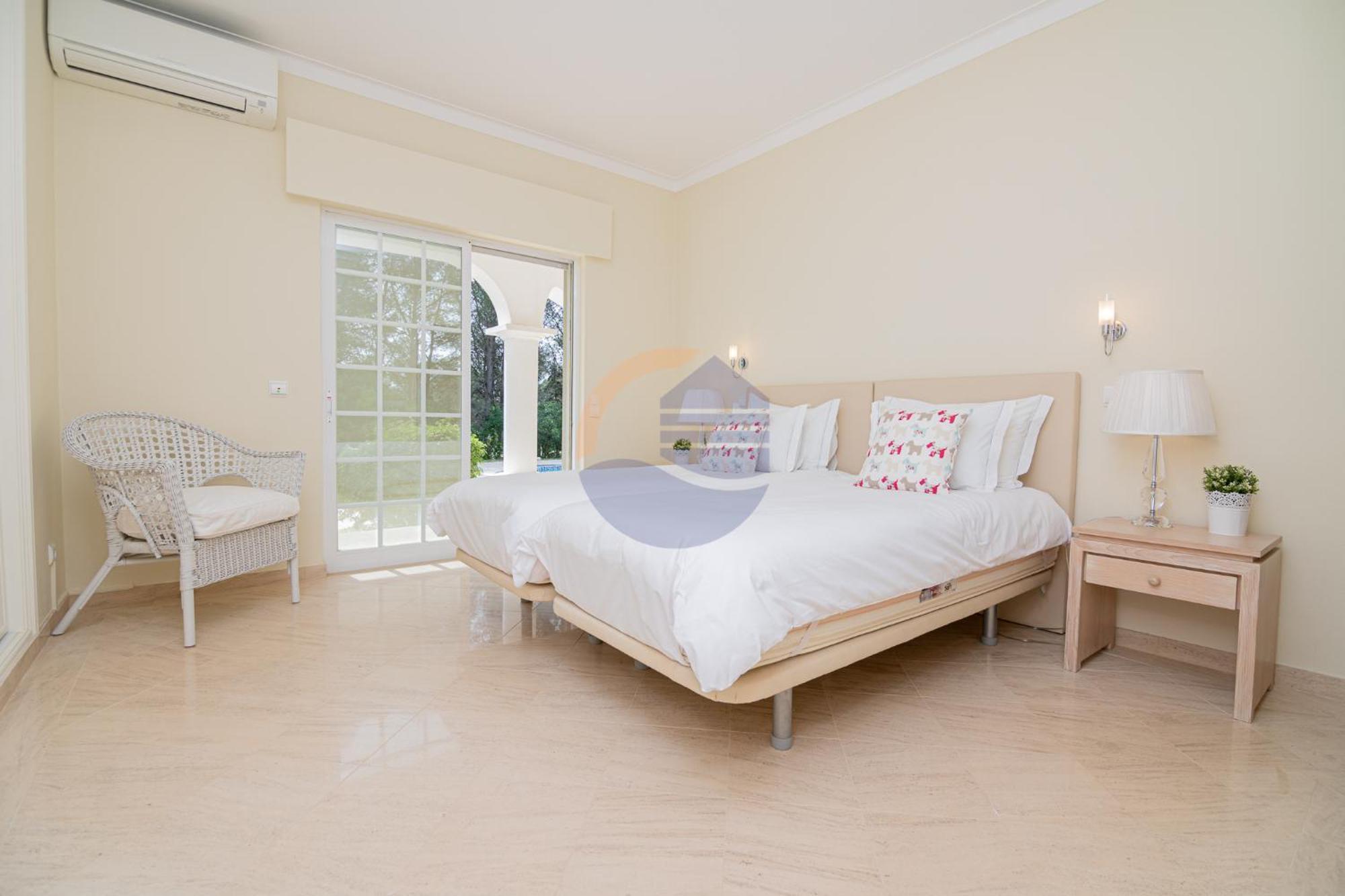 Villa Luxury Suites, Heated Outdoor Pool بورتيماو المظهر الخارجي الصورة