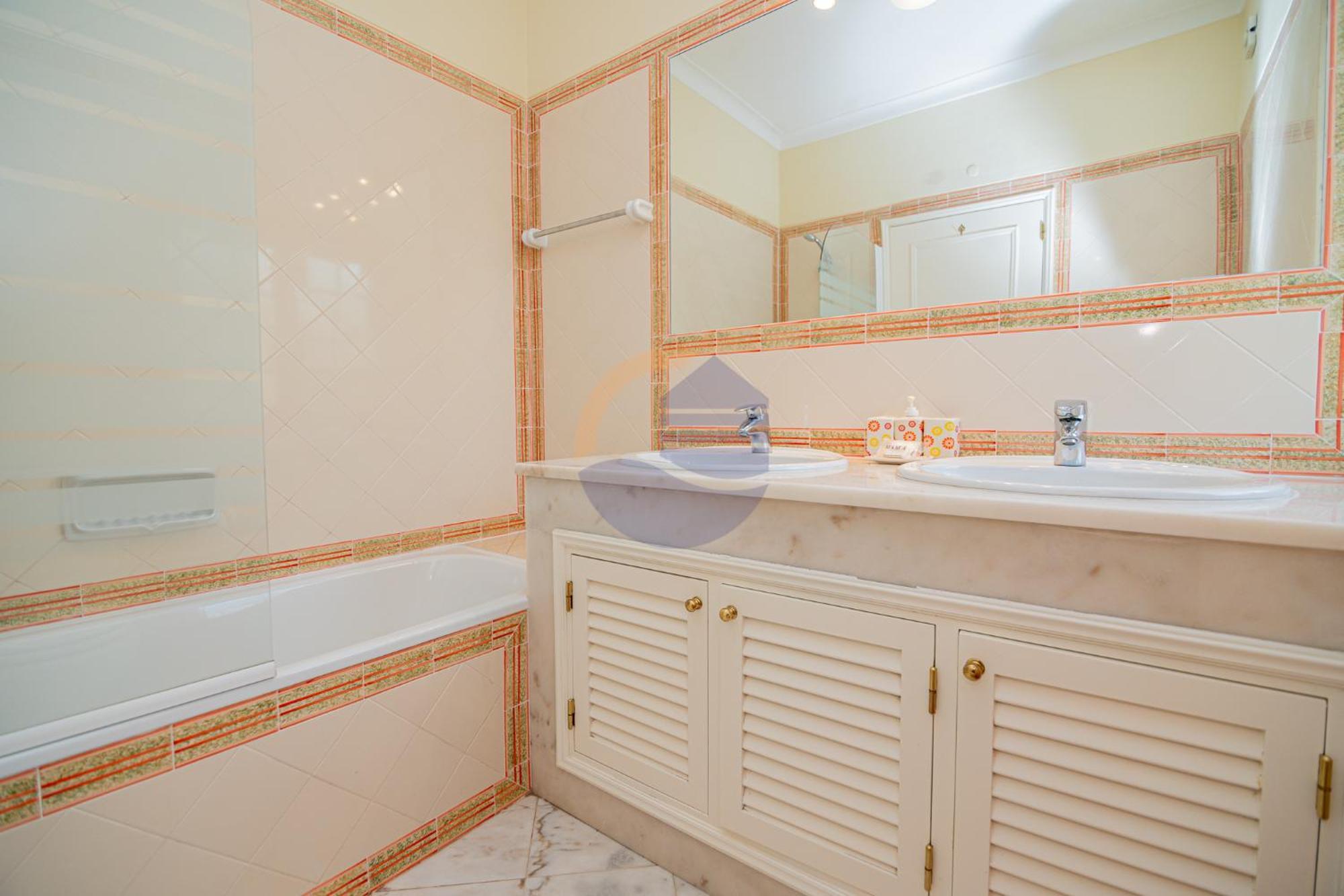 Villa Luxury Suites, Heated Outdoor Pool بورتيماو المظهر الخارجي الصورة